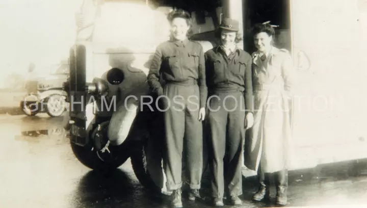 American Red Cross Clubmobile ‘Rangers’ at Metfield, 1943.